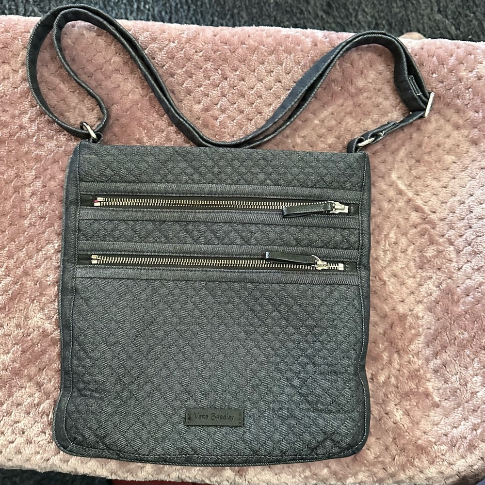 Vera Bradley Triple Zip Hipster